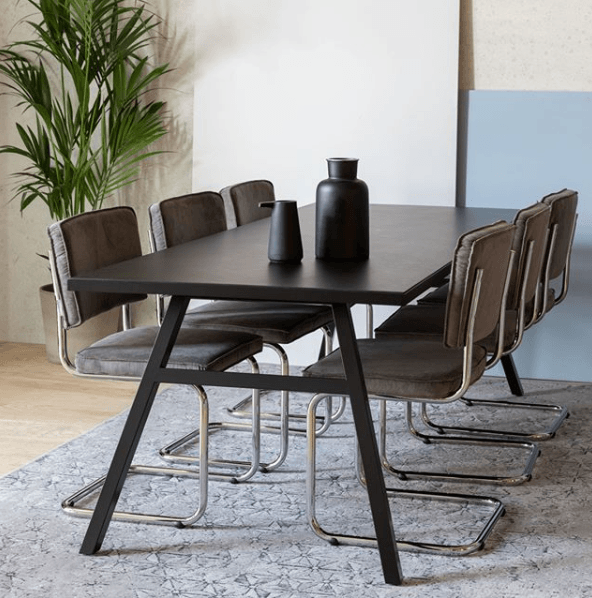 Vloerkleed onder de eettafel