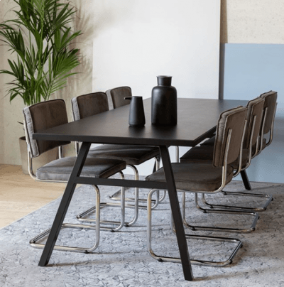 Vloerkleed onder de eettafel
